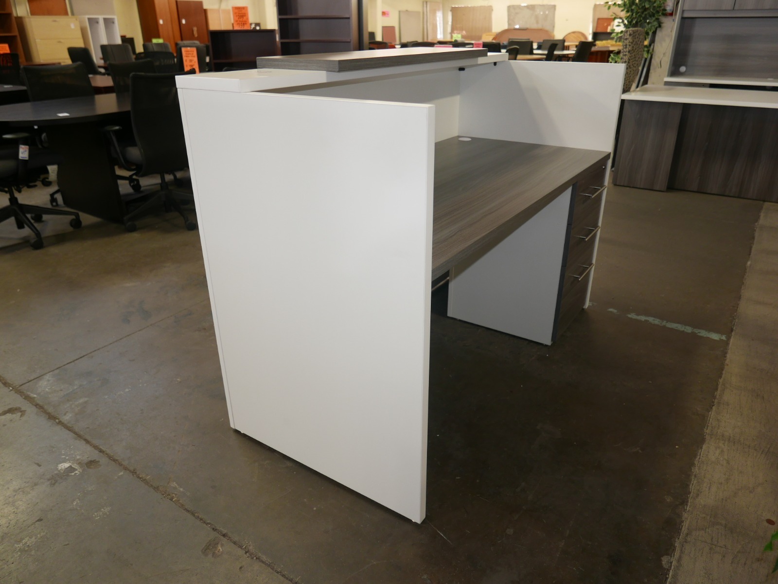 1.8M Reception office desk