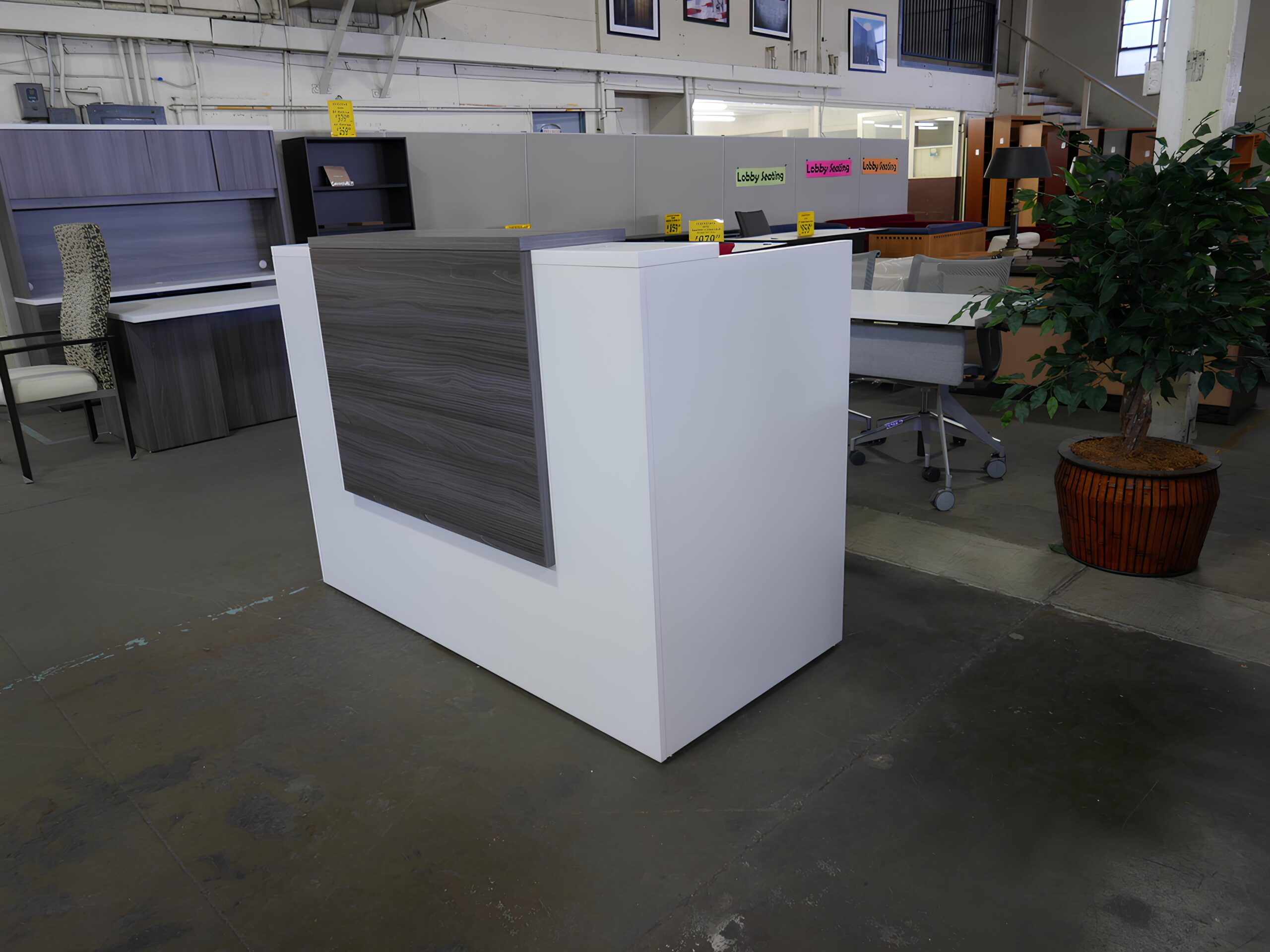 1.8M Reception office desk